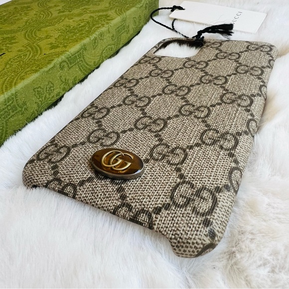 Gucci iphone 11 pro max cover case Brand New logo w/ box tags pristine Ophidia - Picture 7 of 16